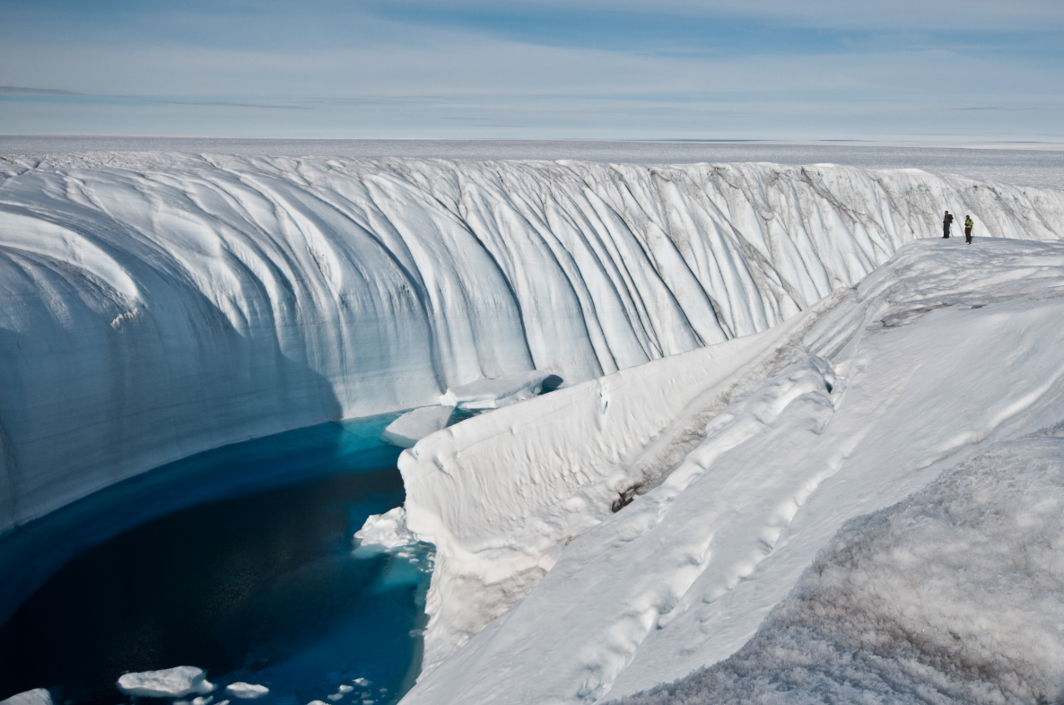 Extreme ice melting in Greenland raises global flood risk